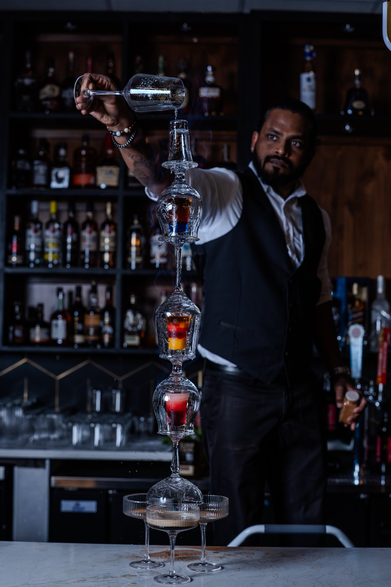 Bartender Aruvi bar